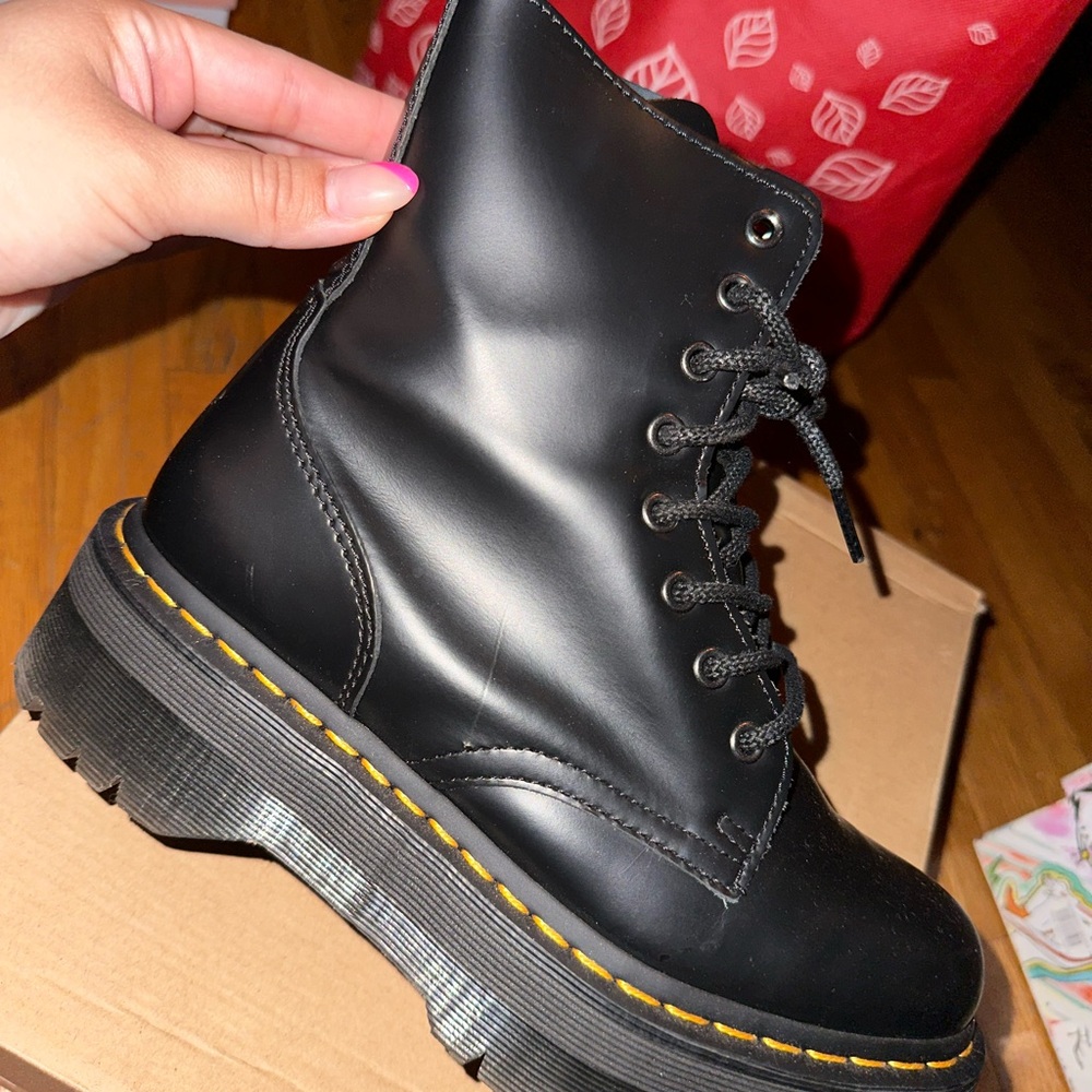 Doc Marten Jadon Boots